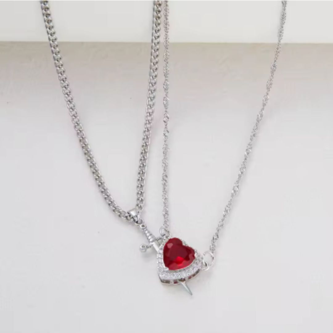 Collar corazón y espada acero inoxidable