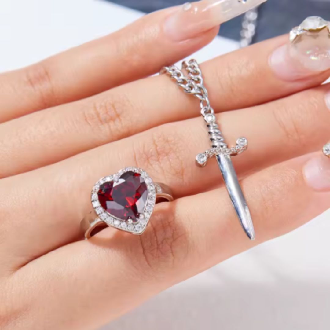 Conjunto anillo y pulsera para parejas corazón-espada