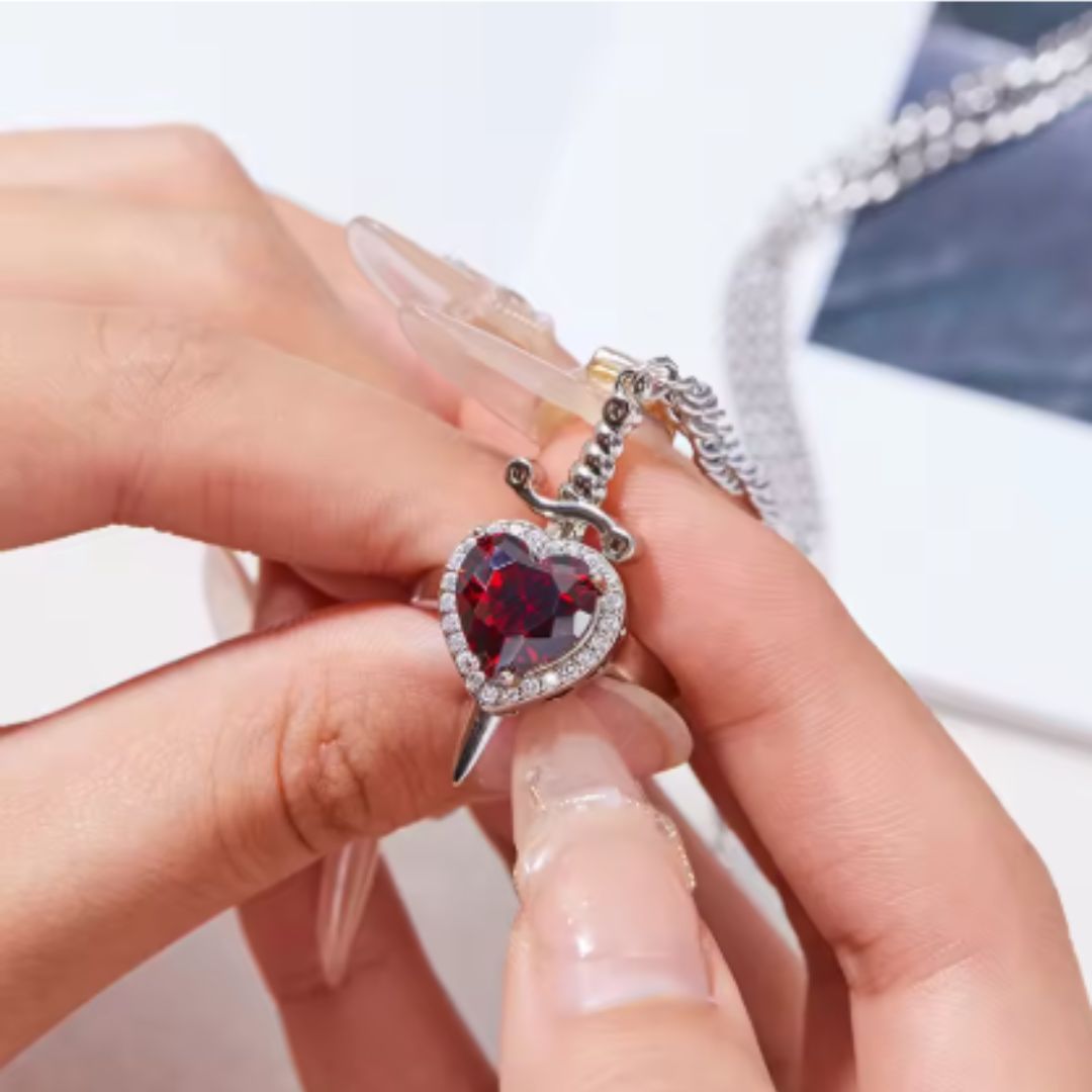 Conjunto anillo y pulsera para parejas corazón-espada