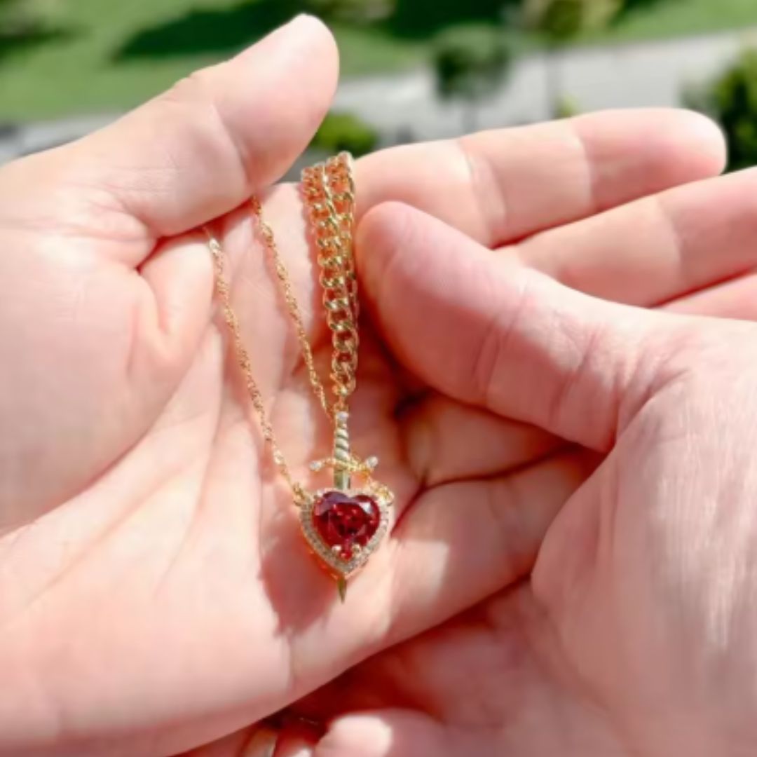 Conjunto anillo y pulsera para parejas corazón-espada